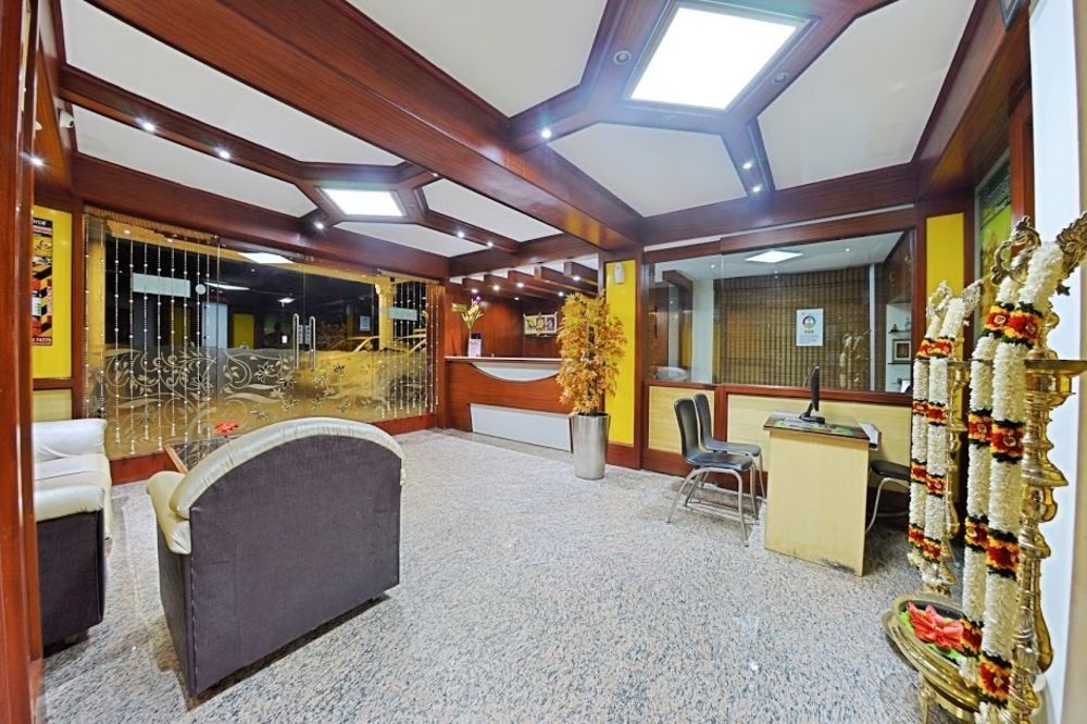 מלון אוטי Ponmariresidency מראה חיצוני תמונה